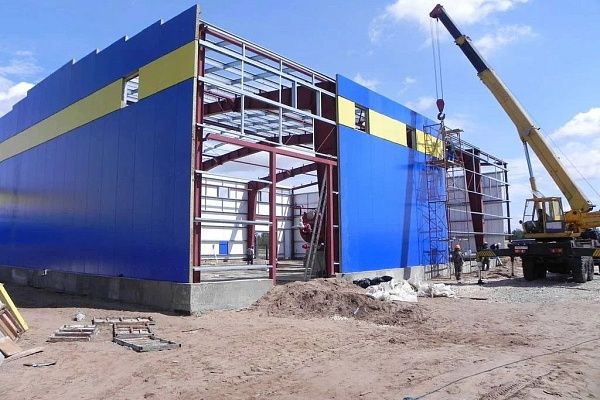 Стальной каркас для ремонта промышленных ангаров в Москве