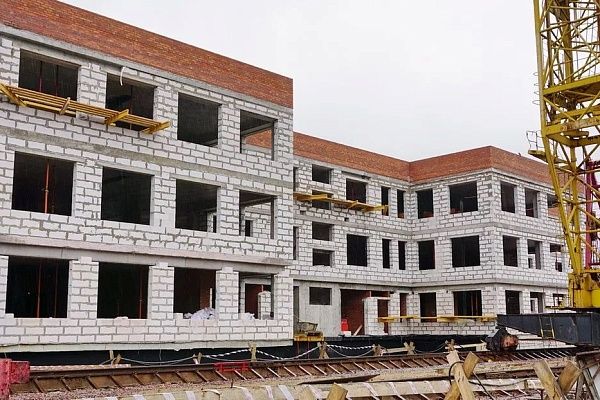 Перечень оснащения основных помещений ДОУ на 300 мест